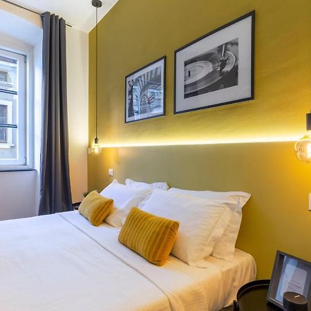 Tram Apartment For 4 Guests ตรีเอสเต ภายนอก รูปภาพ
