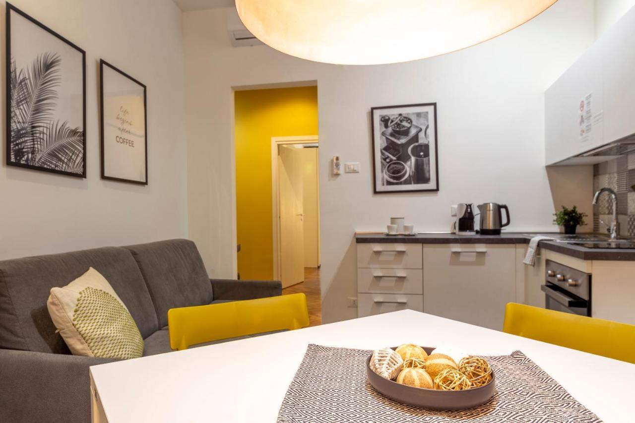 Tram Apartment For 4 Guests ตรีเอสเต ภายนอก รูปภาพ
